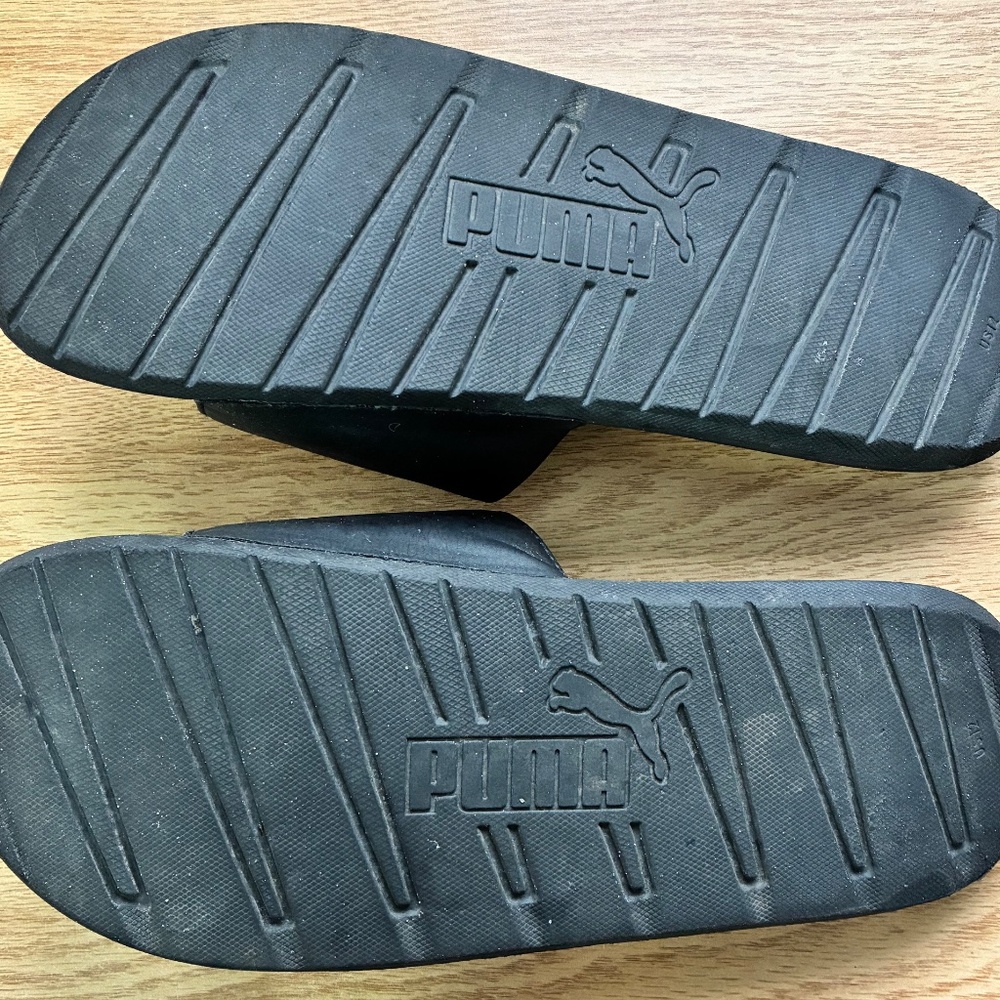 Puma Slide Sandals - Picture 2 of 3